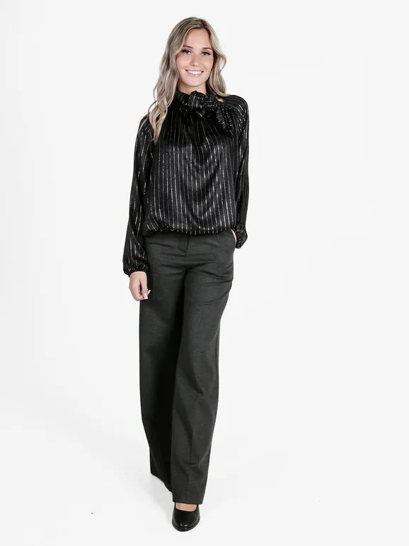 Daystar Blusa de mujer de manga larga con rayas plateadas.