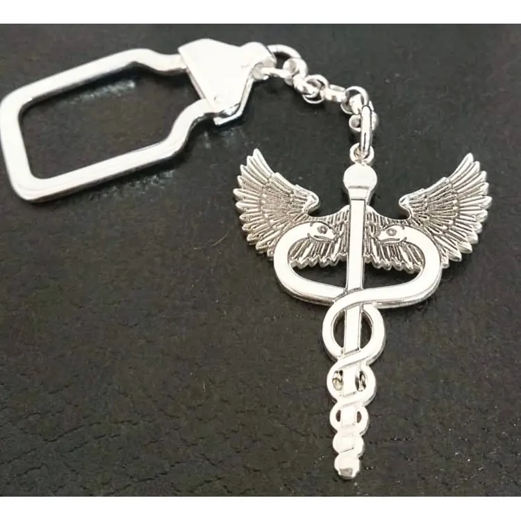 Llavero para medicos personalizado en plata de ley