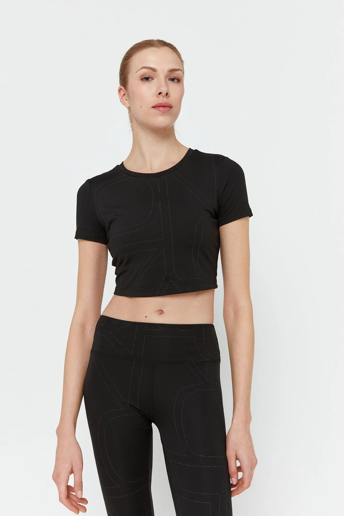 Only Play Camiseta crop
