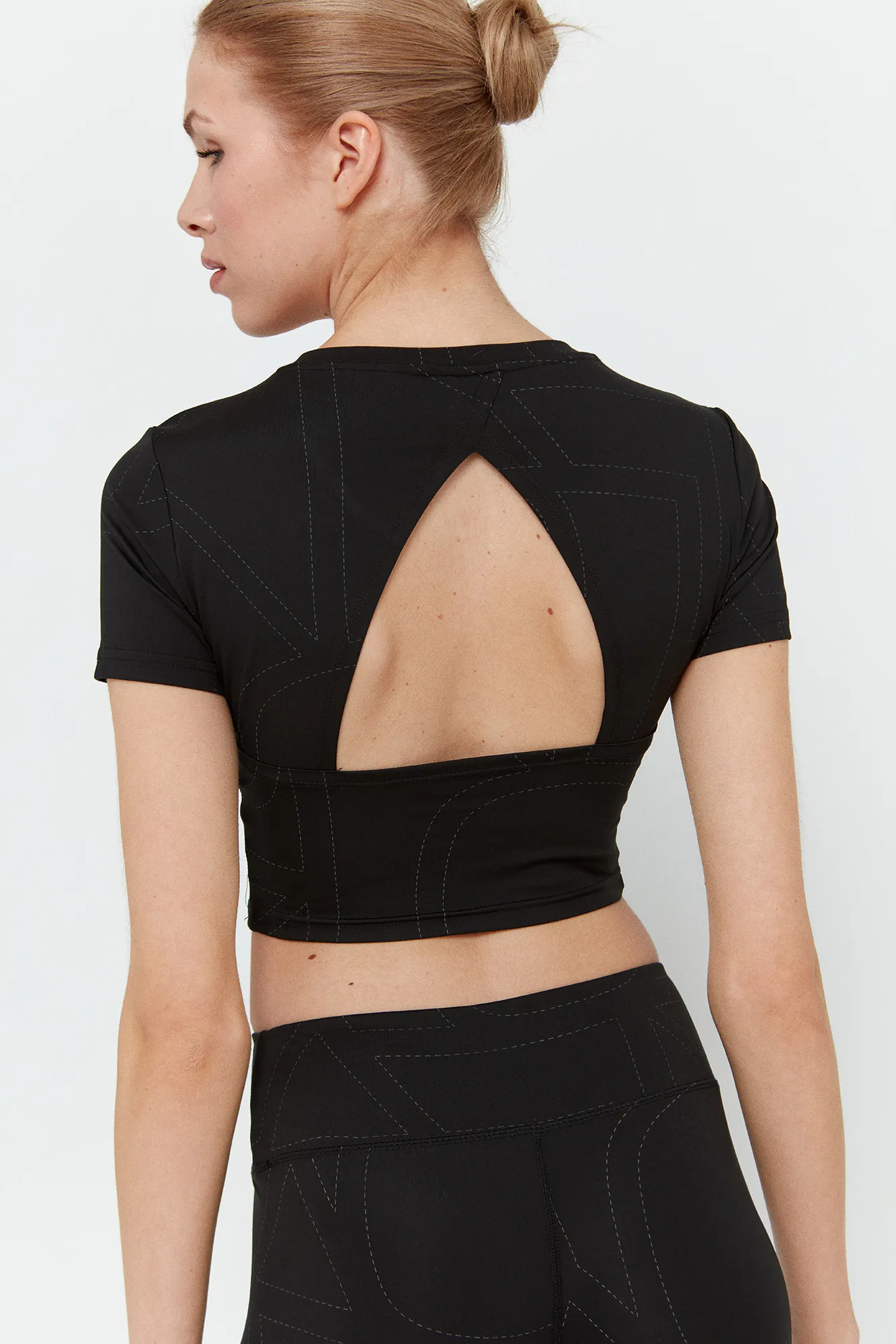 Only Play Camiseta crop
