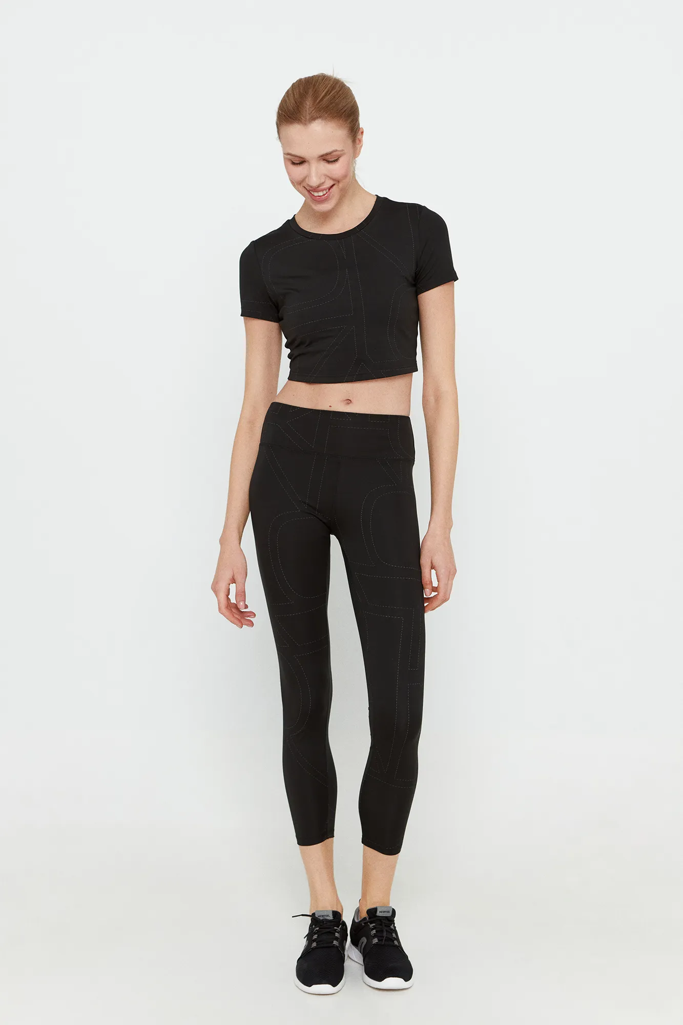 Only Play Camiseta crop