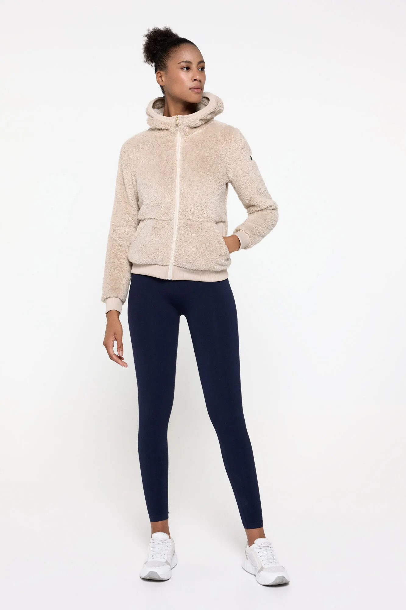 Only Play Chaqueta de borreguito con capucha