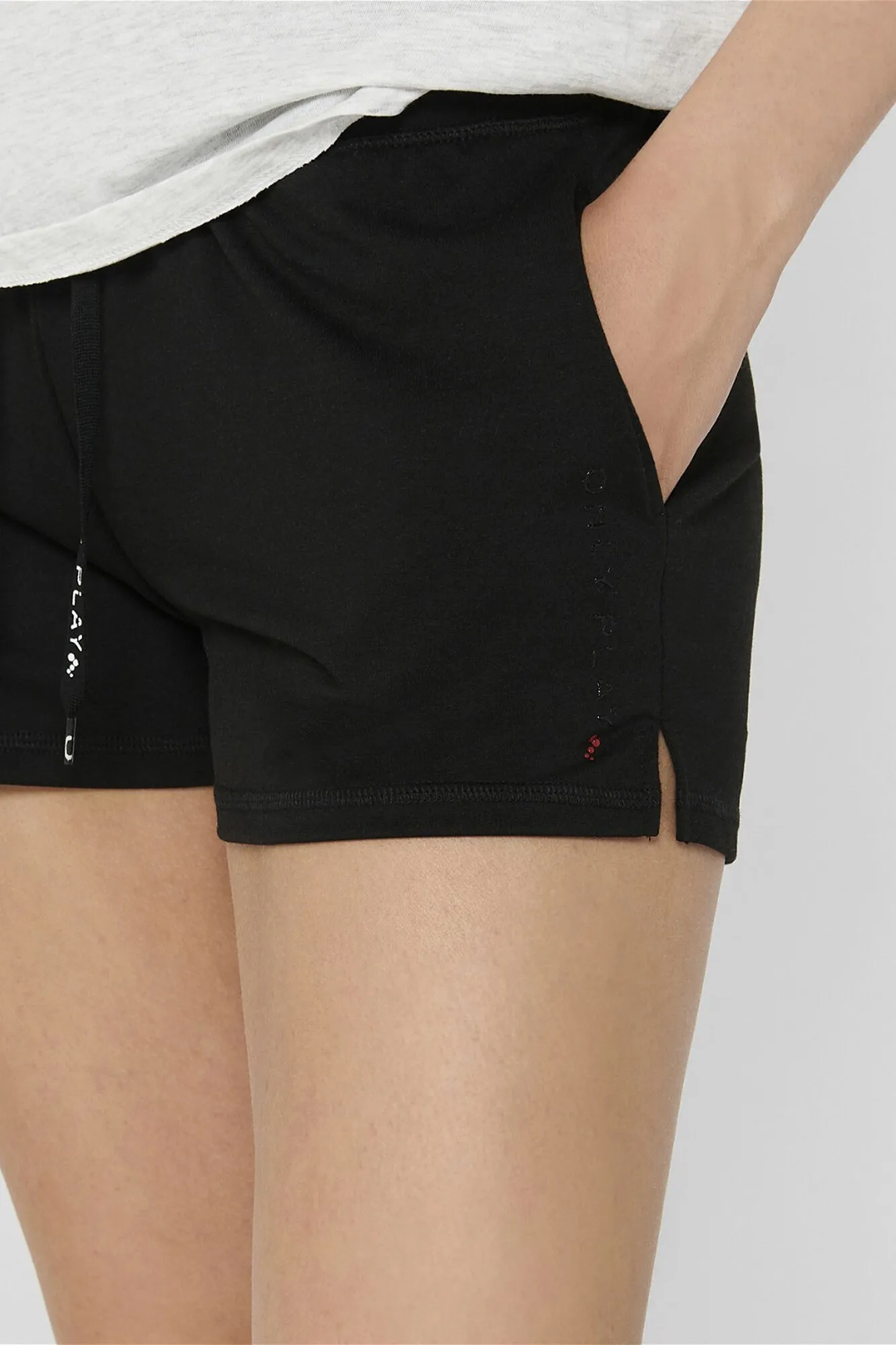 Only Play Short deportivo