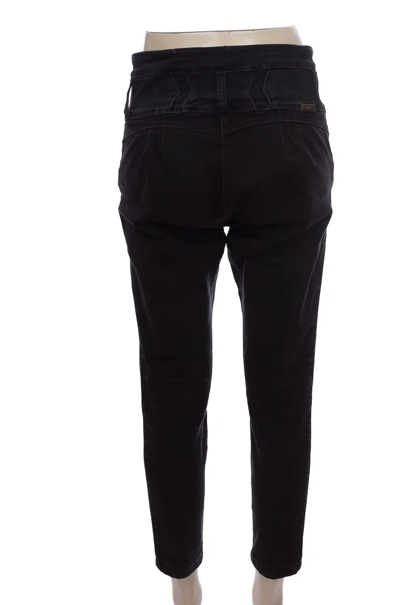 PANTALóN COLOR NEGRO  STONE JEANS