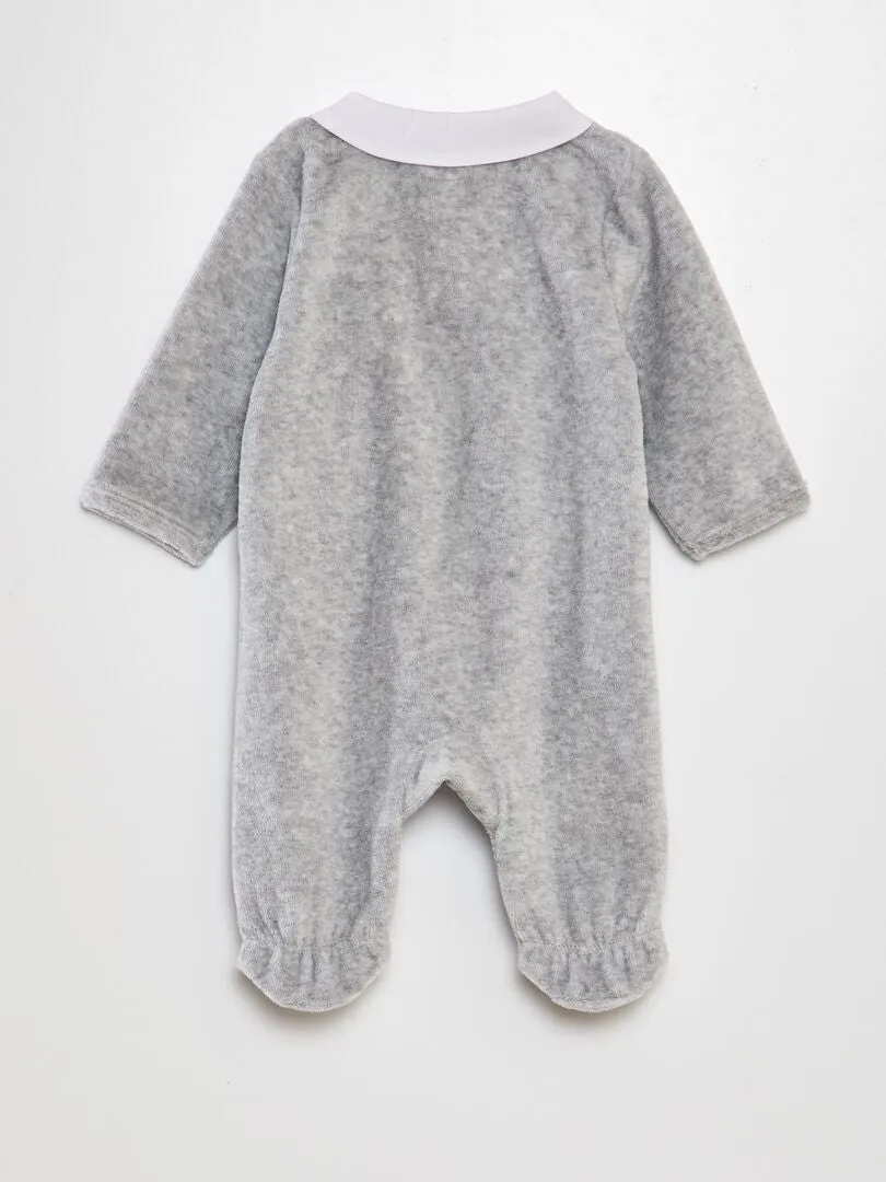 PIJAMA DE TERCIOPELO CON CUELLO BEBé  GRIS