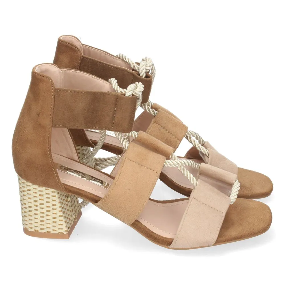 SANDALIAS CON TACóN DE ESPARTO, SANDALIAS CON TACóN BAJO, ZAPATOS DE TACóN BAJO, 1CE02401CE0240A