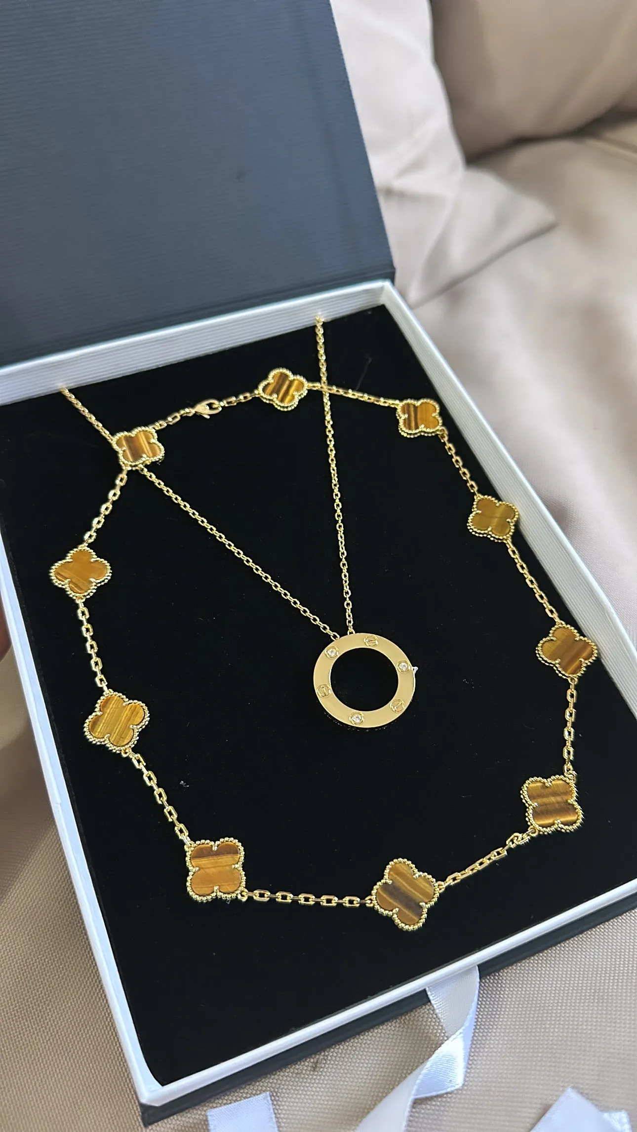Set Cadena múltiple marrón + Cadena Cartier